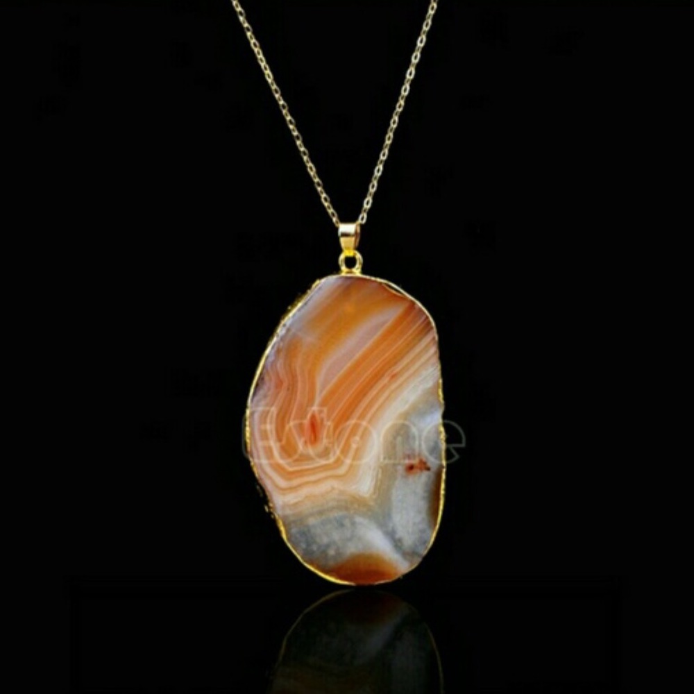 Natural Quartz Pendant Necklace
